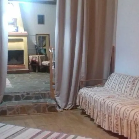 Дом отдыха Small Hause With Swimming Pool