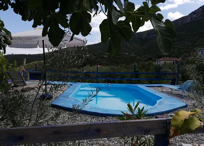 Casa de Férias Small Hause With Swimming Pool