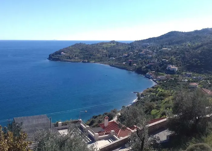 Tatil Evi Small Hause With Swimming Pool Leonídion